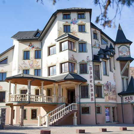 Baron Spa Hotel - Museum Yaremche Luaran gambar
