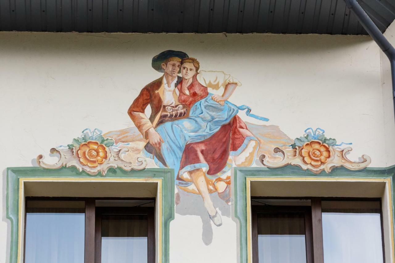 Baron Spa Hotel - Museum Yaremche Luaran gambar